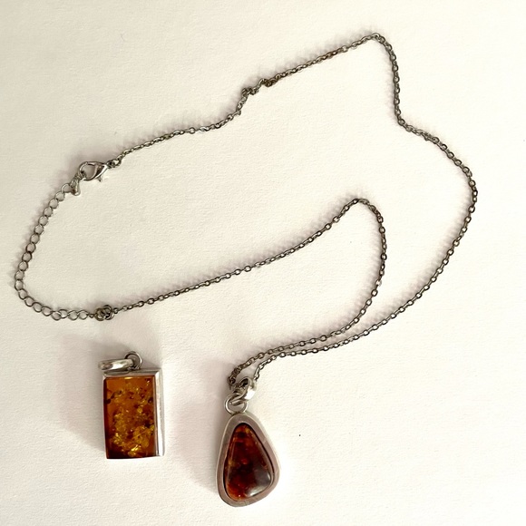 Set of two amber pendant and one chain - Picture 2 of 9